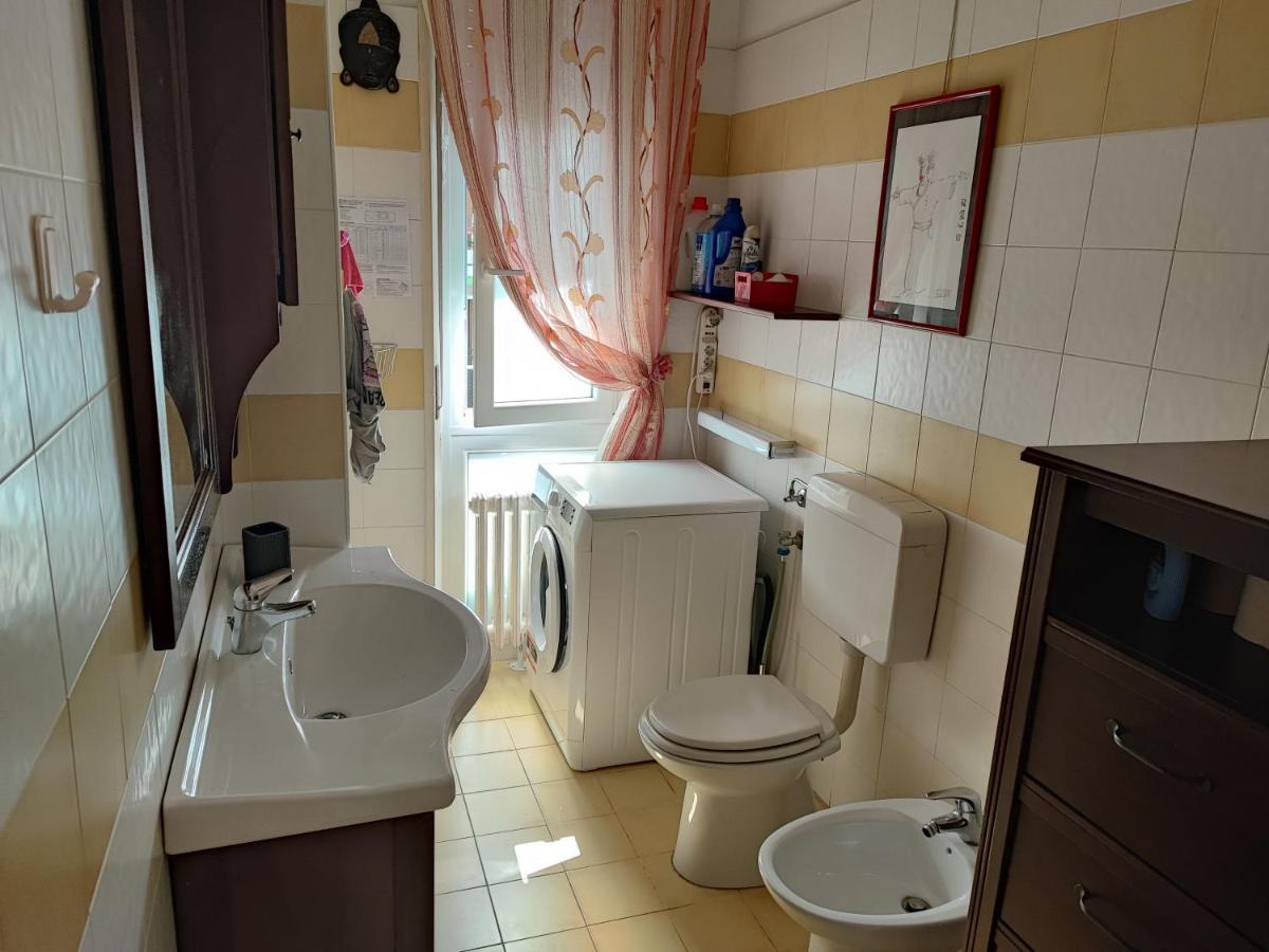 Appartamento Chic Vista Lago - Casa Janis Verbania Eksteriør bilde