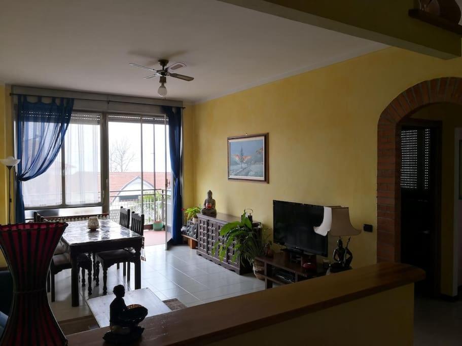 Appartamento Chic Vista Lago - Casa Janis Verbania Eksteriør bilde